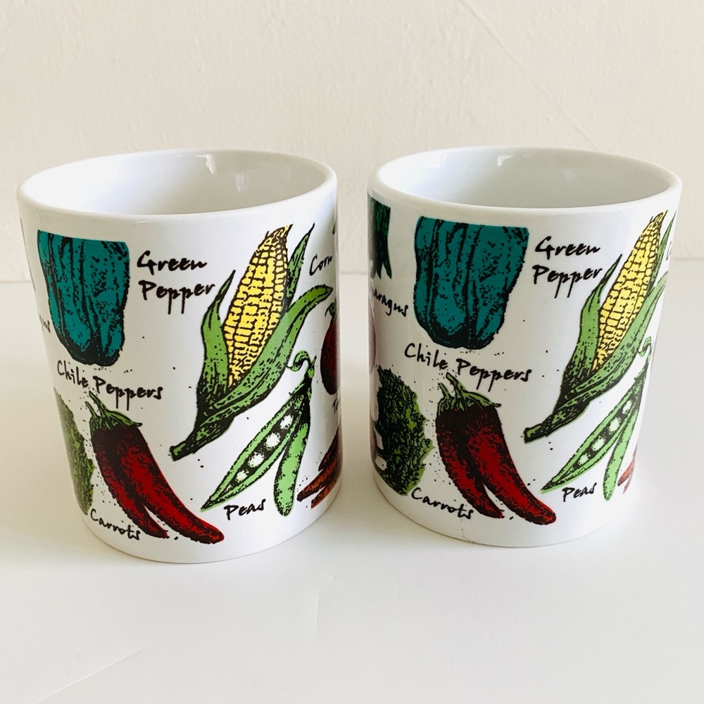 Vintage 70s / 80s Jumbo Soup Mug Chili Oversized Vegetables Ceramic Set of 2 - Picture 4 of 14
